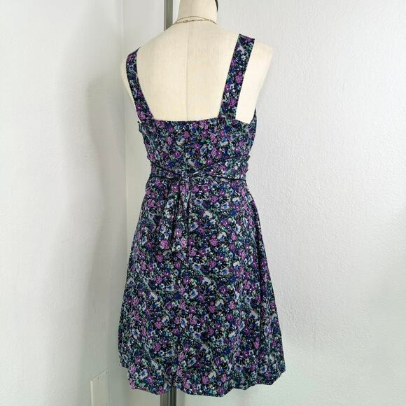 Y2k Dark Floral Deep V-Neck Bubble Hem Sun Mini Dress with Waist Tie - Picture 7 of 8